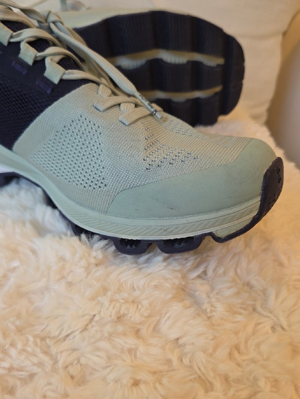 On Running Women's Mint Green and Navy Cloudsurfer - Picture 10 of 12